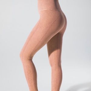 Avocado brand vintage fire leggings rose quartz